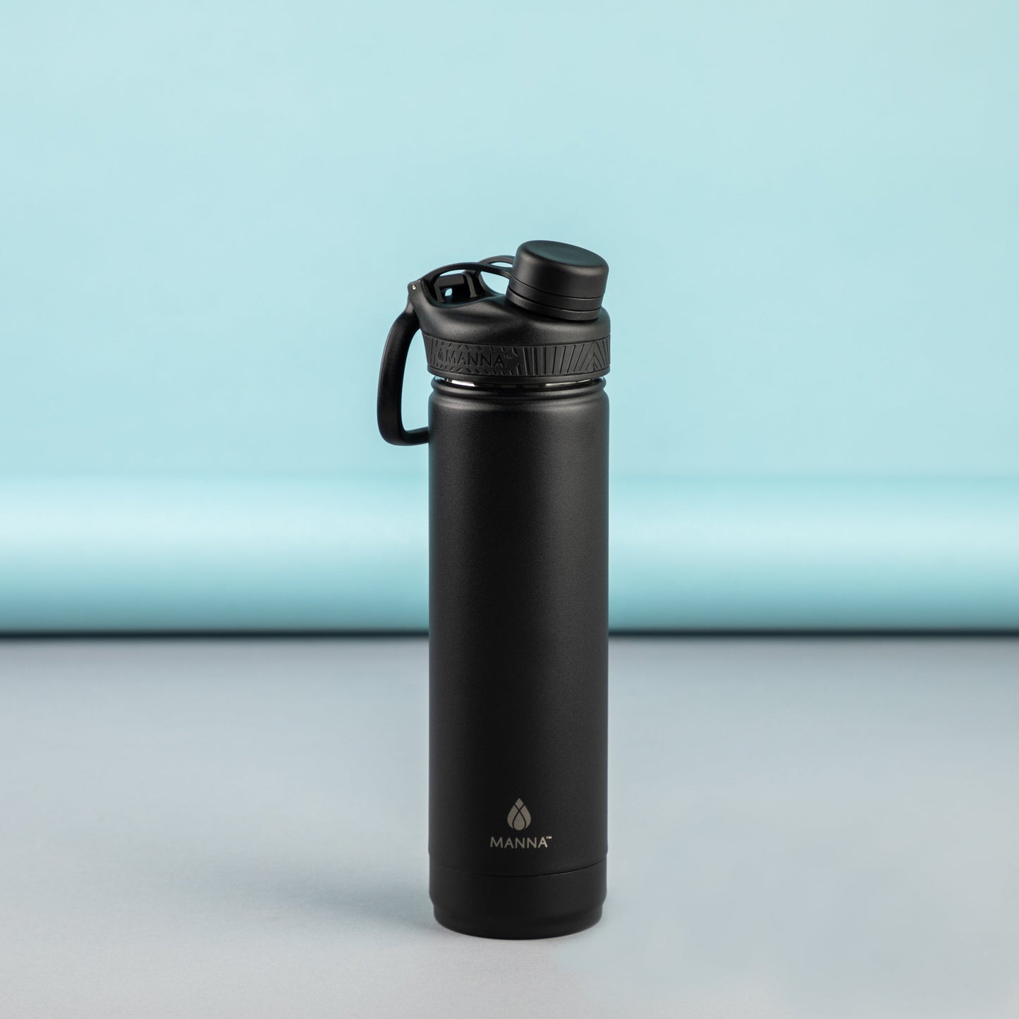 26-oz-saratoga-bottle-c0 MAN_Website_Saratoga_05.jpg